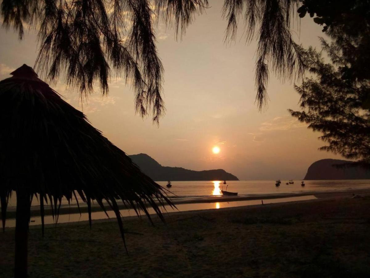 Blue Beach Resort Baanphakrimlay Eksteriør billede