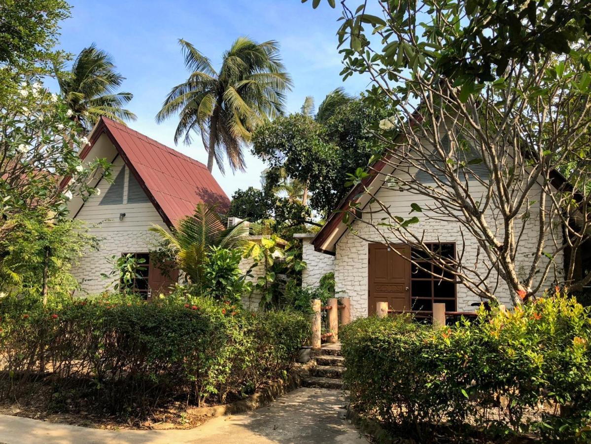 Blue Beach Resort Baanphakrimlay Eksteriør billede
