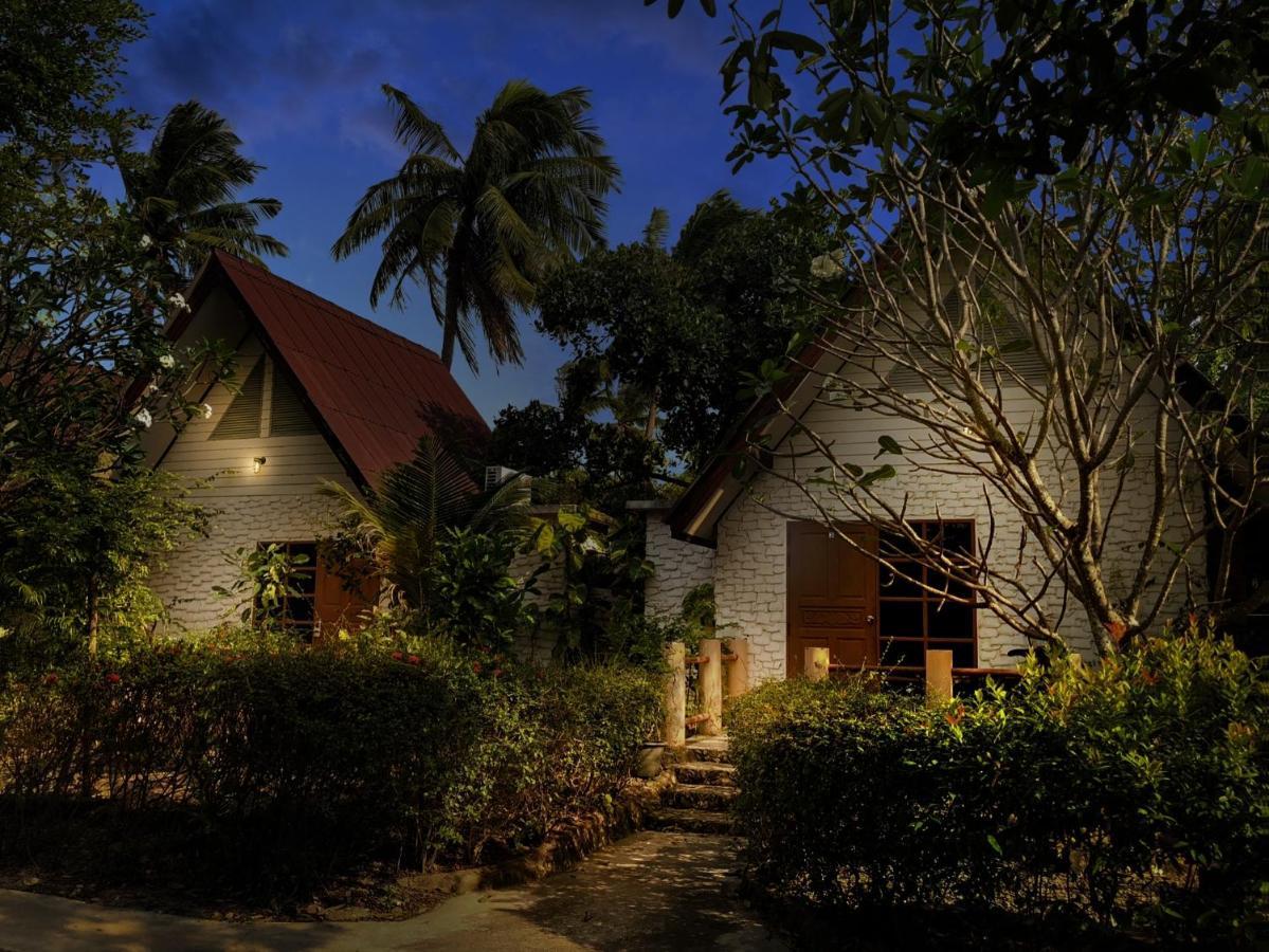 Blue Beach Resort Baanphakrimlay Eksteriør billede